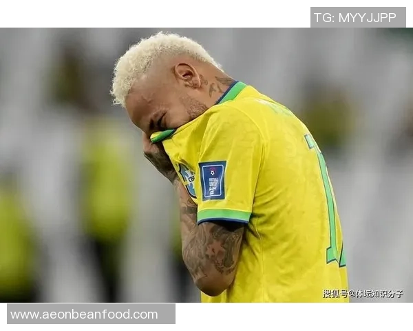 世界杯足球球星对比分析图揭示顶级球员实力差异与风格特点