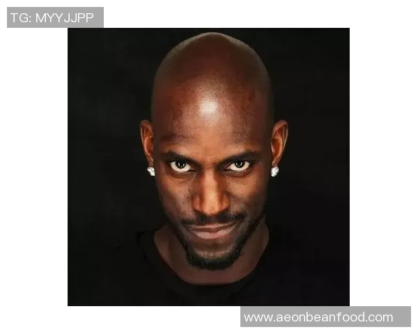 戴耳钉的足球明星是谁探寻时尚与运动之间的独特风采